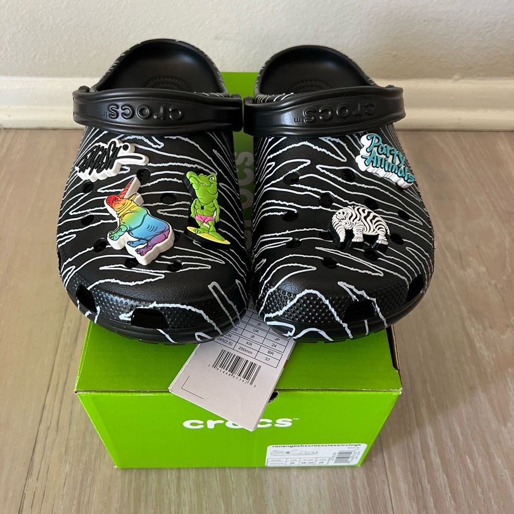 Crocs
